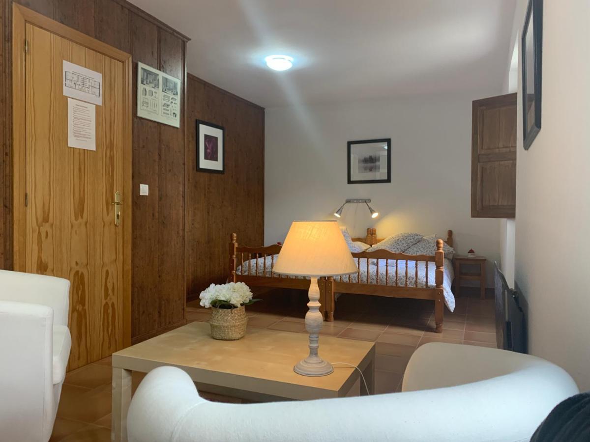 Casa Rural Laguarta - Restaurante Guest House Екстериор снимка